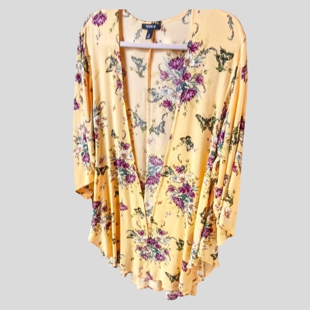 TORRID 2X Yellow &βPink Floral Georgette Shirttail Kimono Duster - Picture 6 of 15